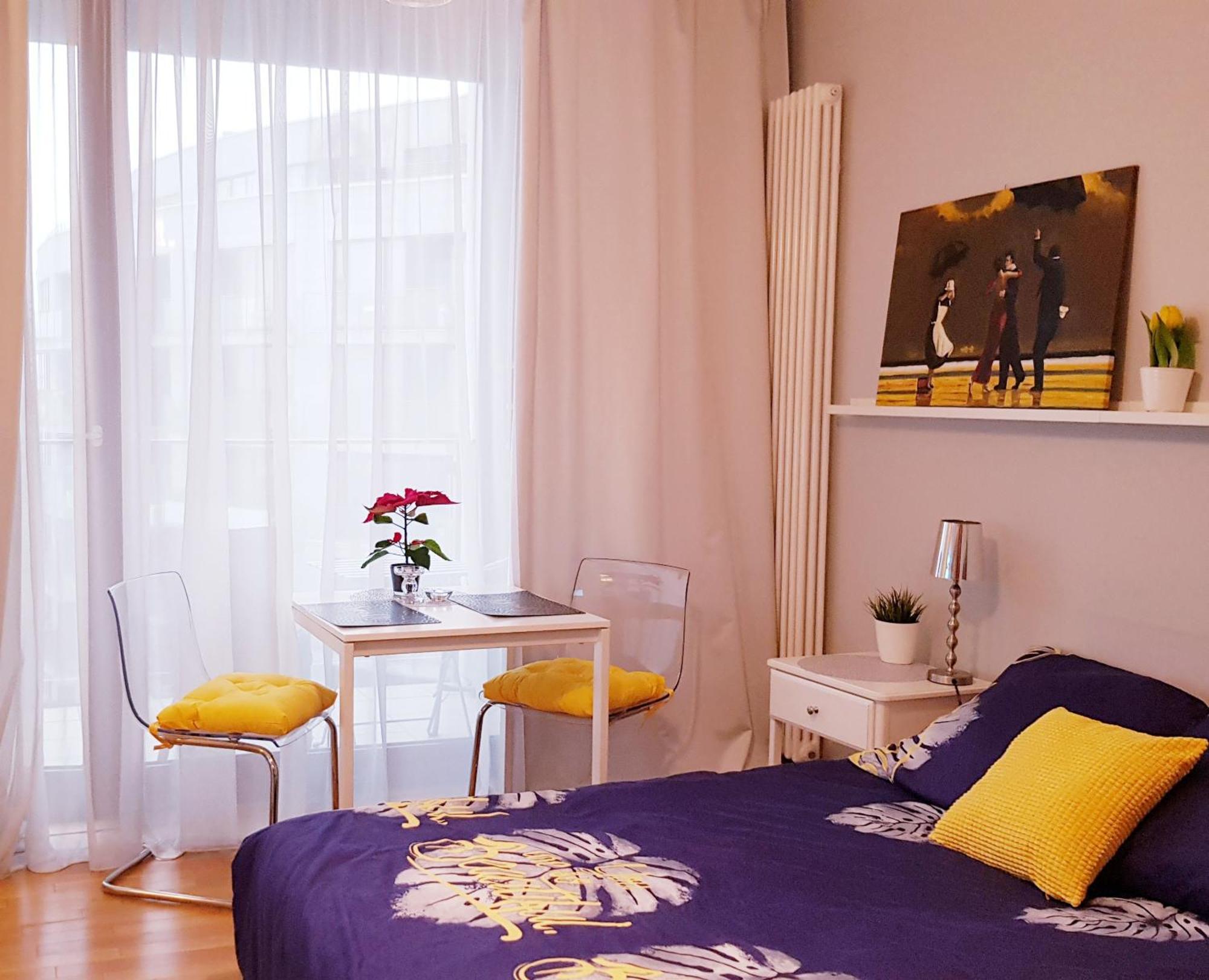 Homecomfort Adonis * Varsavia